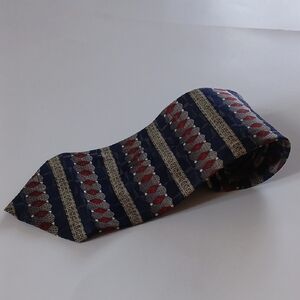 Ermenegildo Zegna Navy and Red Patterned Tie